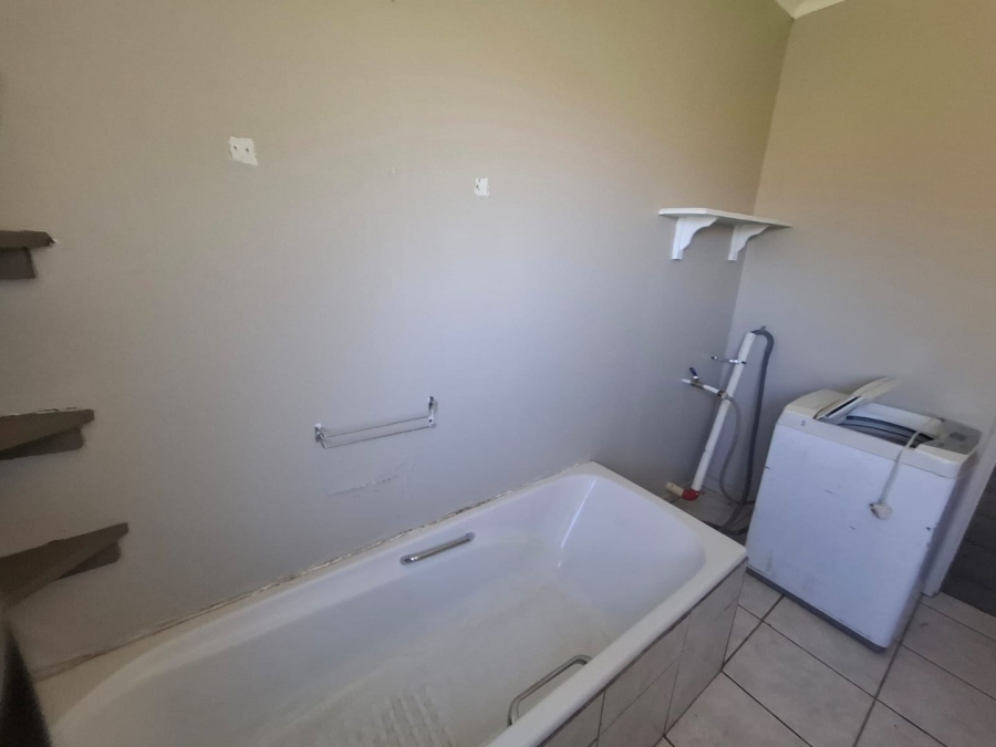 Commercial Property for Sale in Roodewal Free State